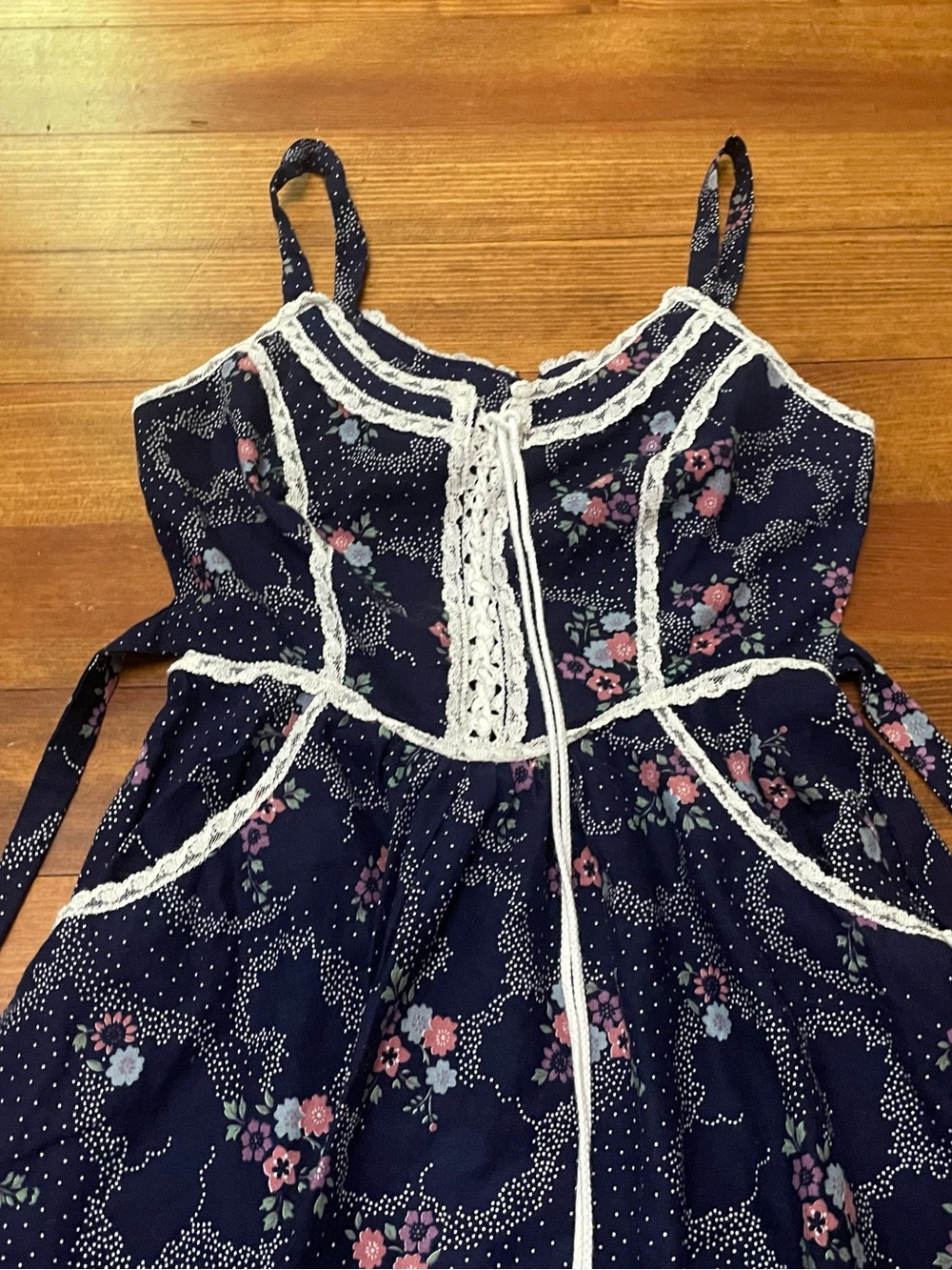Vintage Gunne Sax Navy & Pink Calico Floral Dress w Lace Trim Size 7 - Picture 6 of 16